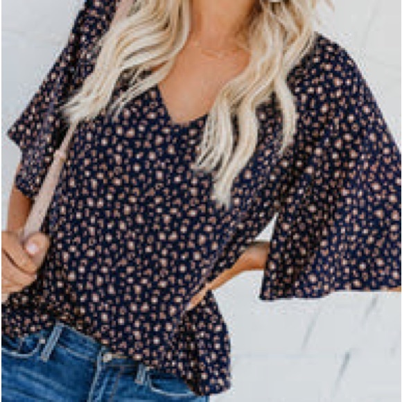 VICI Navy V-Neck Blouse Leopard Print size XS - Picture 2 of 9